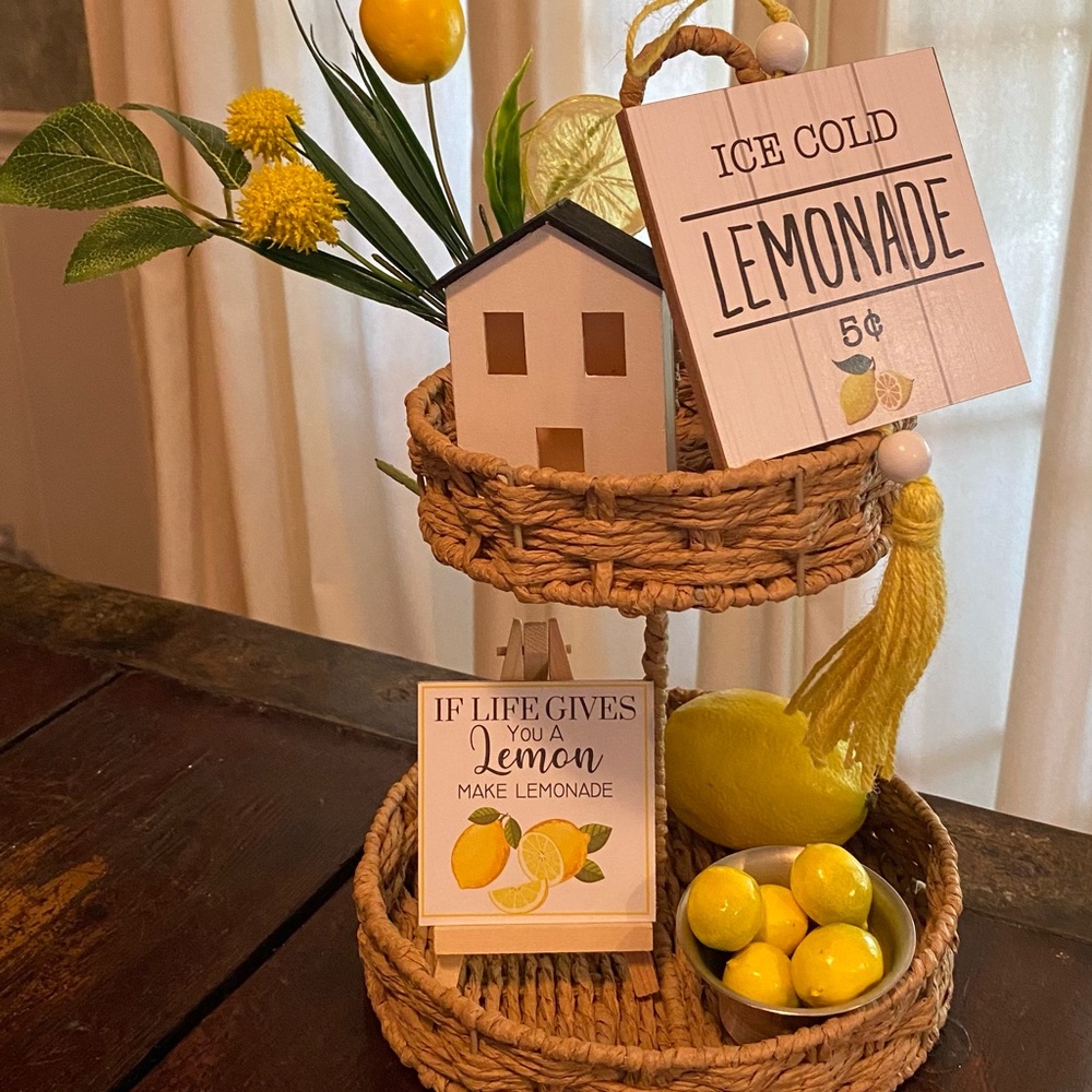 Lemon Decor